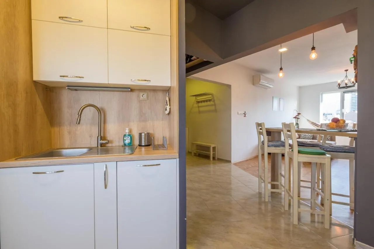 Artistic & Spacious 2Bd Central Apt By Flat Mаnager Sofia Bulgaria