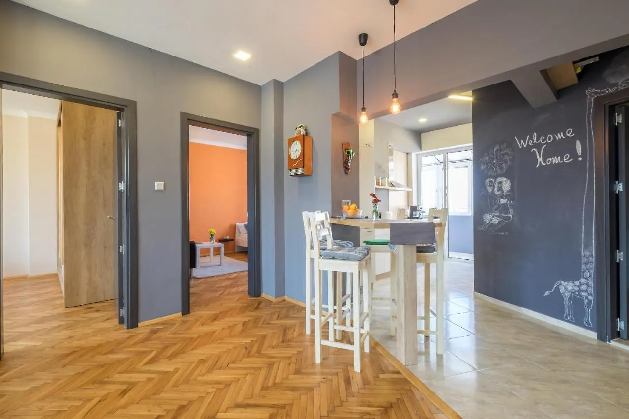 Artistic & Spacious 2Bd Central Apt By Flat Mаnager Sofia 0*,